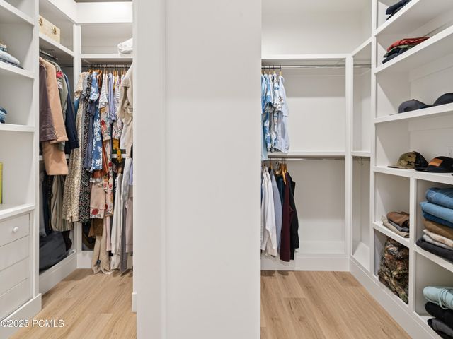 6188 E Hummingbird Point, Huntsville, UT 84317