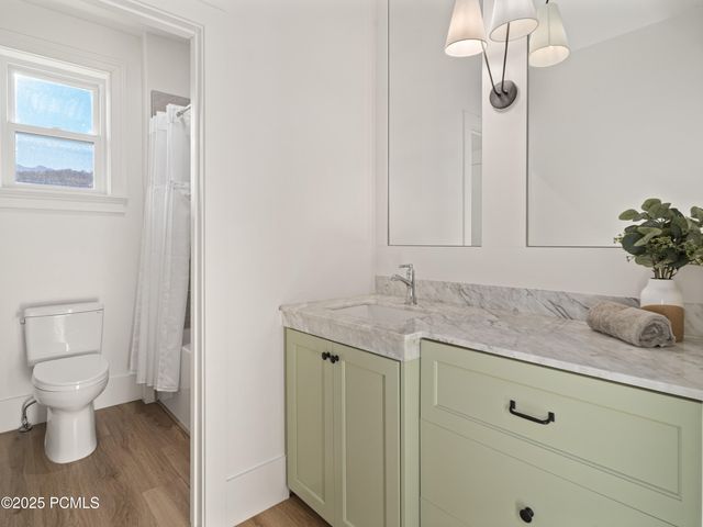 6188 E Hummingbird Point, Huntsville, UT 84317