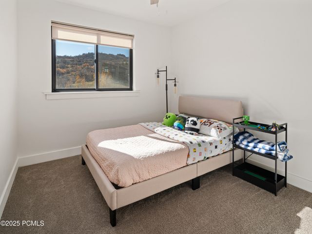 6188 E Hummingbird Point, Huntsville, UT 84317