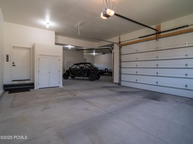 6188 E Hummingbird Point, Huntsville, UT 84317