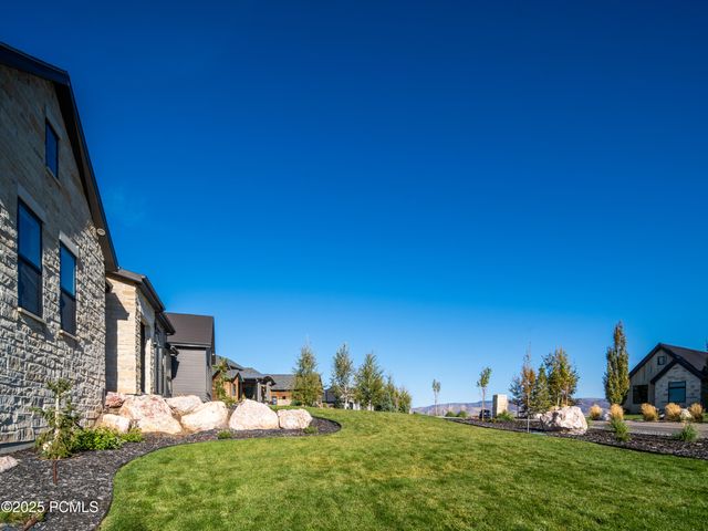 6188 E Hummingbird Point, Huntsville, UT 84317