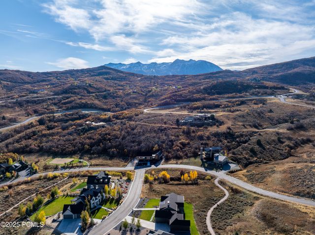 6188 E Hummingbird Point, Huntsville, UT 84317