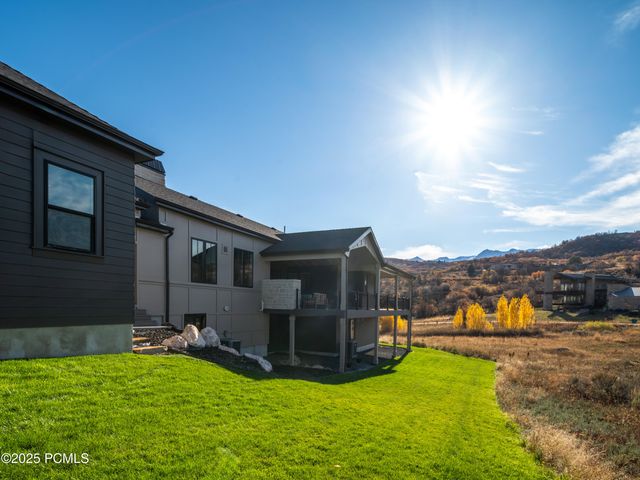 6188 E Hummingbird Point, Huntsville, UT 84317