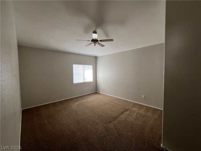325 Amber Pine Street 202, Las Vegas, NV 89144