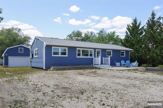 832 Demont Street, Toms River, NJ 08753