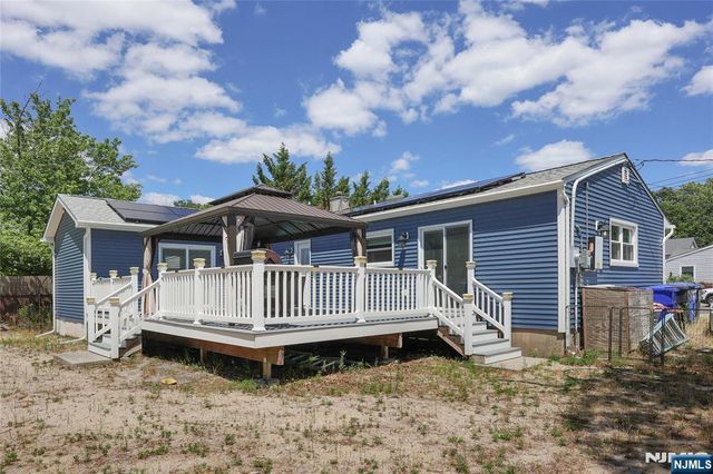 832 Demont Street, Toms River, NJ 08753