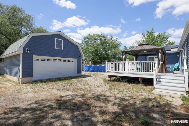 832 Demont Street, Toms River, NJ 08753