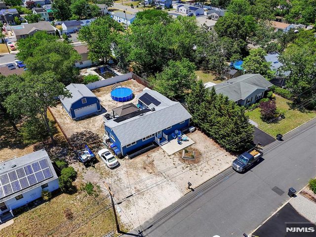 832 Demont Street, Toms River, NJ 08753