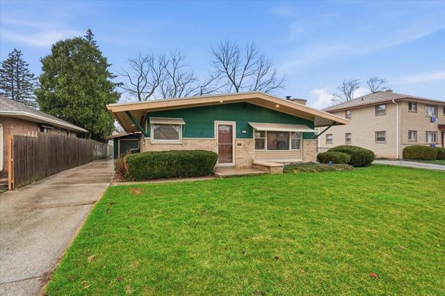 2177 S 80th STREET, West Allis, WI 53219