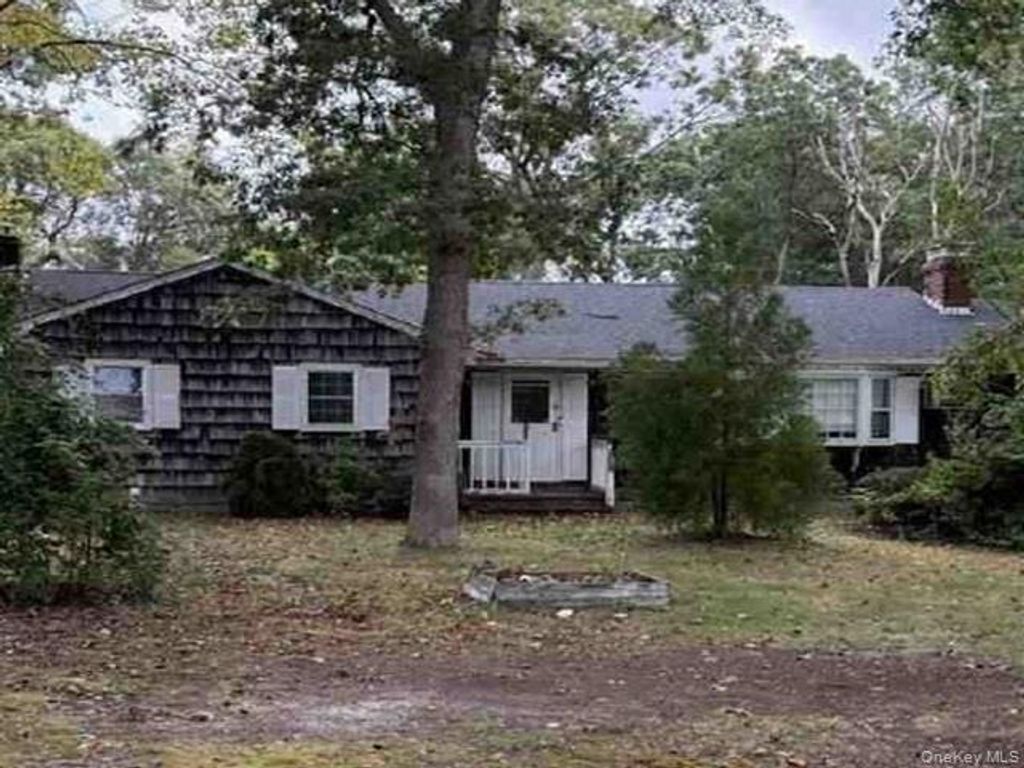 151 Pauls Path, Coram, NY 11727 — exterior