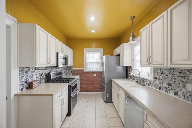 2207 AVENUE F NW, Winter Haven, FL 33880