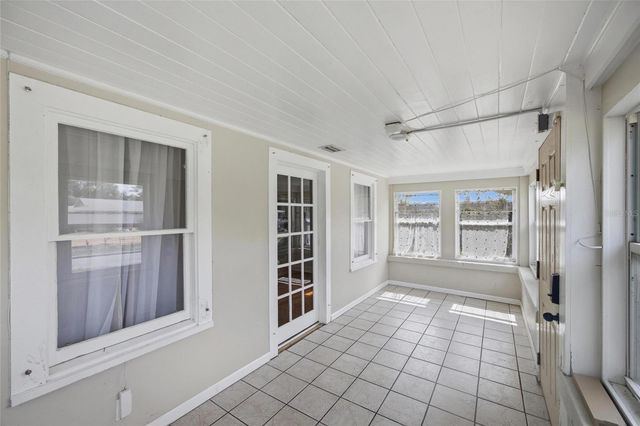 2207 AVENUE F NW, Winter Haven, FL 33880