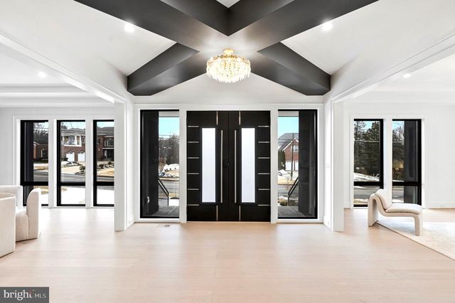 942 DEAD RUN DR, Mclean, VA 22101