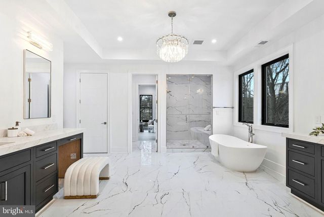 942 DEAD RUN DR, Mclean, VA 22101