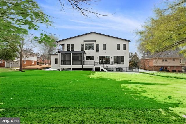 942 DEAD RUN DR, Mclean, VA 22101