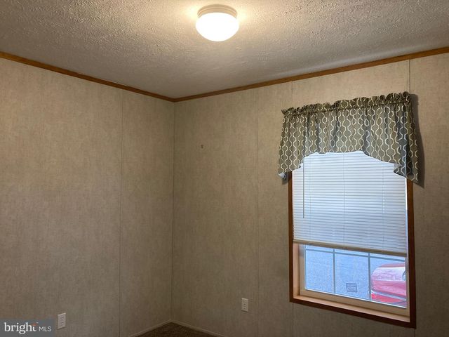 34 KEY LARGO DR, Carlisle, PA 17015