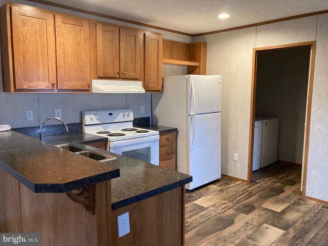 34 KEY LARGO DR, Carlisle, PA 17015