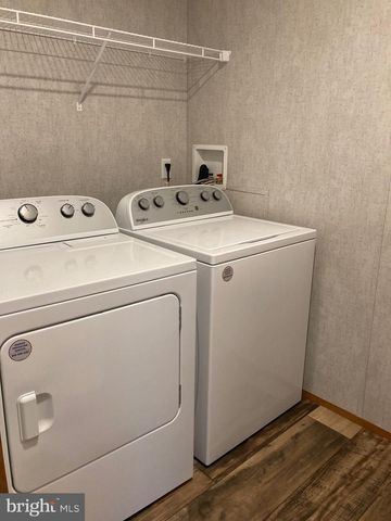 34 KEY LARGO DR, Carlisle, PA 17015