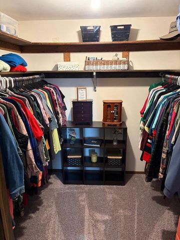 2180 SPRING CREEK CIRCLE, Green Bay, WI 54311