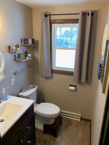 2180 SPRING CREEK CIRCLE, Green Bay, WI 54311