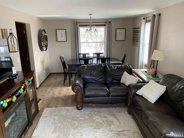 2180 SPRING CREEK CIRCLE, Green Bay, WI 54311