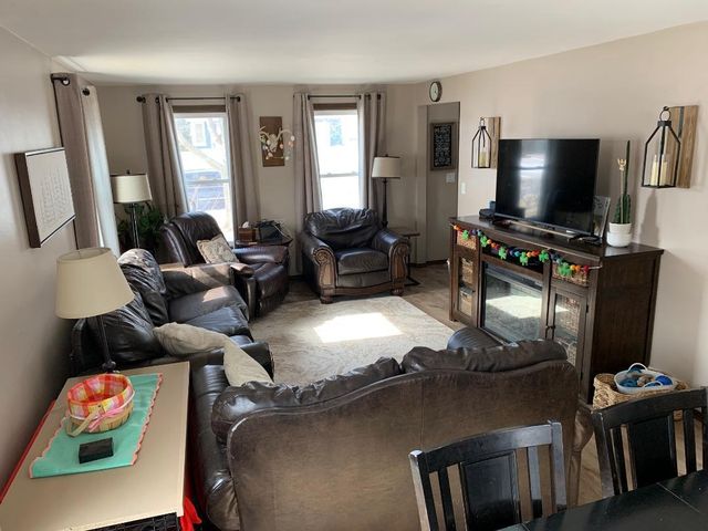 2180 SPRING CREEK CIRCLE, Green Bay, WI 54311