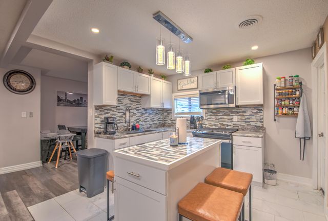 2080 Wright Street, Gary, IN 46404