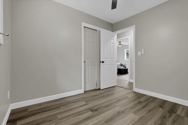 8 Summit Glen Road SW, Pataskala, OH 43062