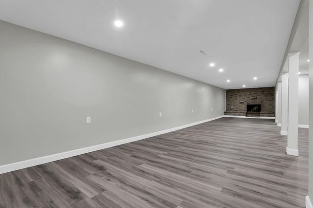 8 Summit Glen Road SW, Pataskala, OH 43062