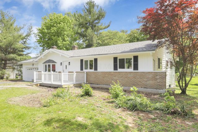 8 Summit Glen Road SW, Pataskala, OH 43062