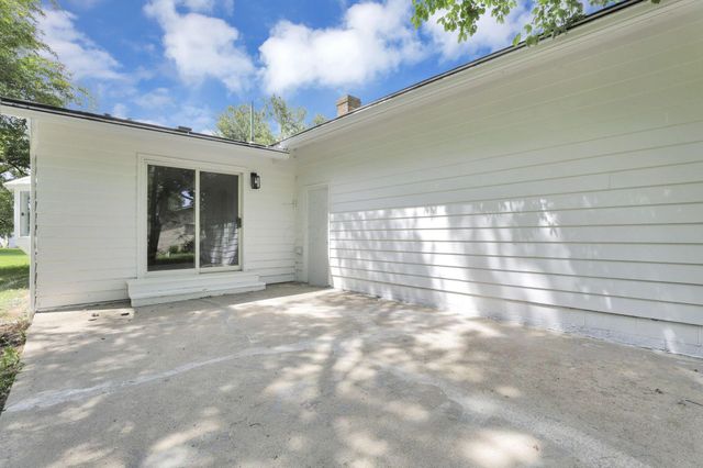 8 Summit Glen Road SW, Pataskala, OH 43062