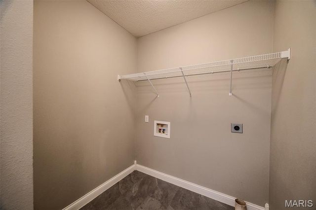 14190 Country Lane, Dixon, MO 65459