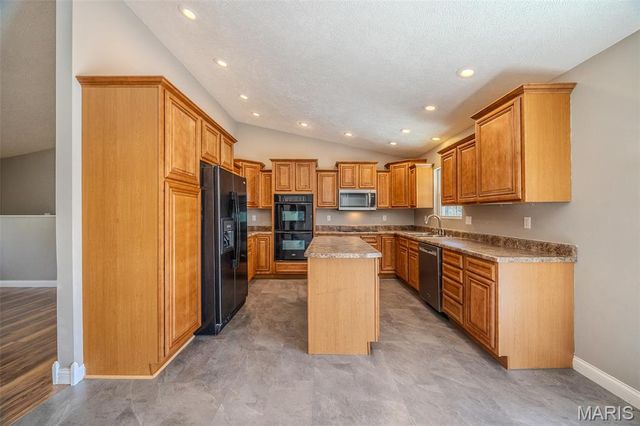 14190 Country Lane, Dixon, MO 65459