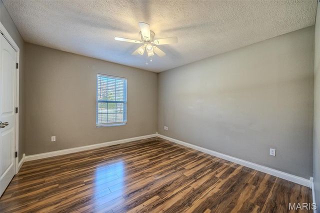 14190 Country Lane, Dixon, MO 65459