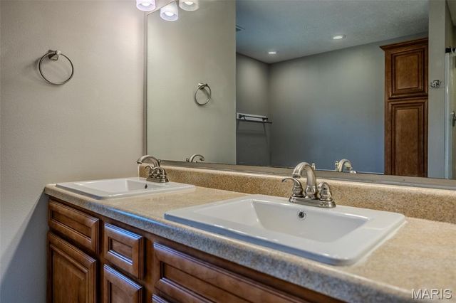 14190 Country Lane, Dixon, MO 65459