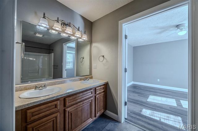 14190 Country Lane, Dixon, MO 65459