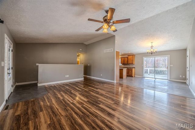 14190 Country Lane, Dixon, MO 65459