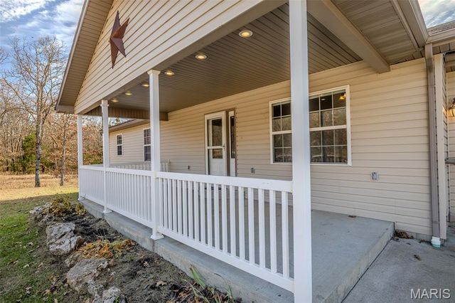 14190 Country Lane, Dixon, MO 65459