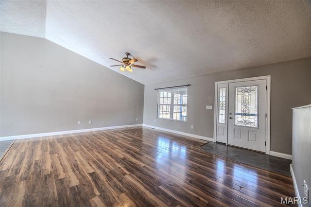 14190 Country Lane, Dixon, MO 65459