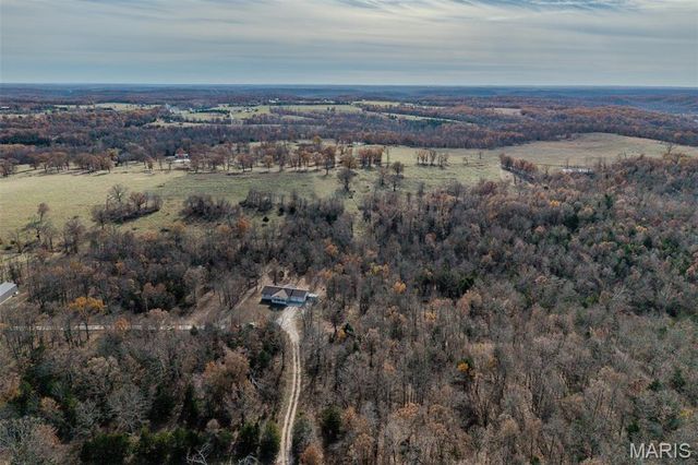 14190 Country Lane, Dixon, MO 65459