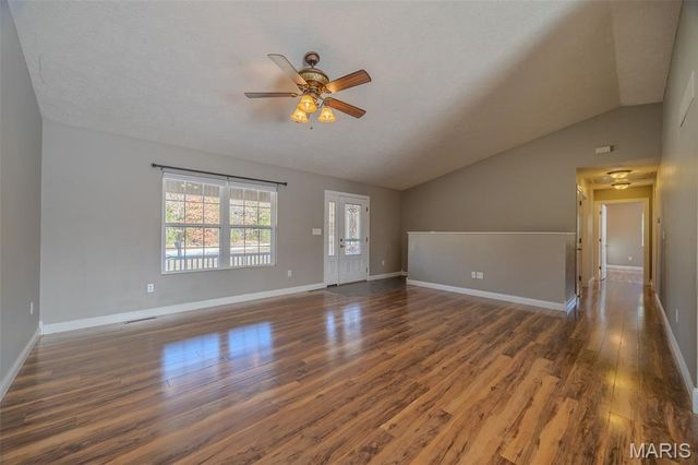 14190 Country Lane, Dixon, MO 65459