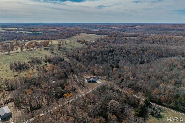 14190 Country Lane, Dixon, MO 65459