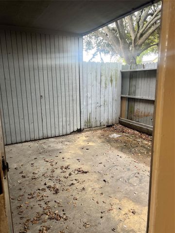 9700 Leawood Boulevard 1113, Houston, TX 77099