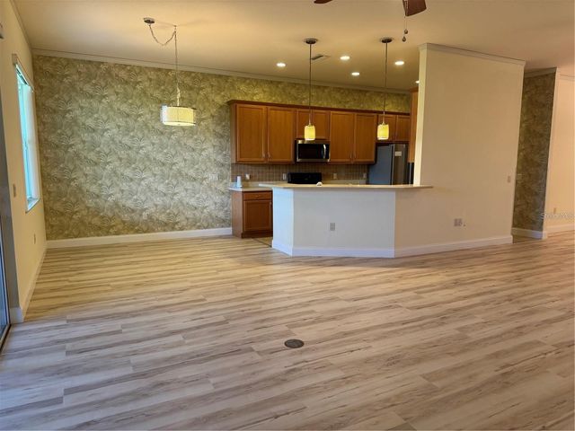 2470 SALZBURG LOOP, Winter Haven, FL 33884