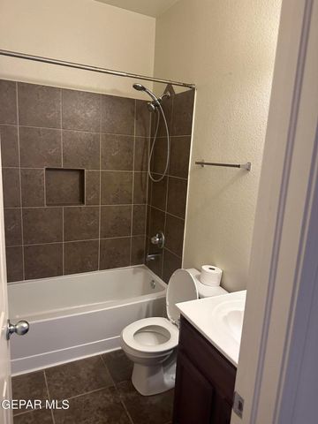 11269 Bullseye Street, El Paso, TX 79934