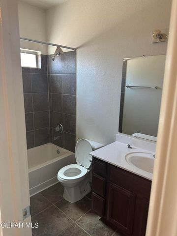 11269 Bullseye Street, El Paso, TX 79934