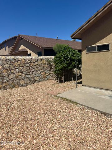 11269 Bullseye Street, El Paso, TX 79934
