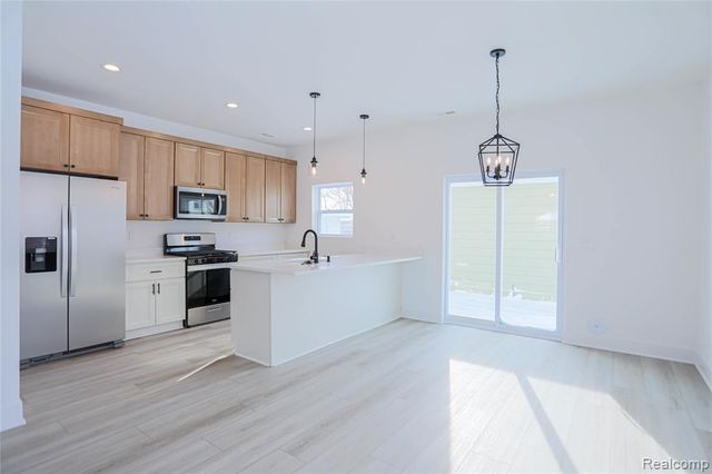 9 Queen Street, Mount Clemens, MI 48043