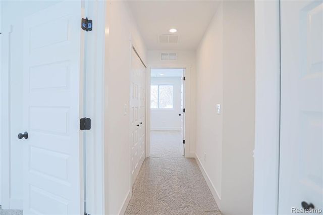 9 Queen Street, Mount Clemens, MI 48043