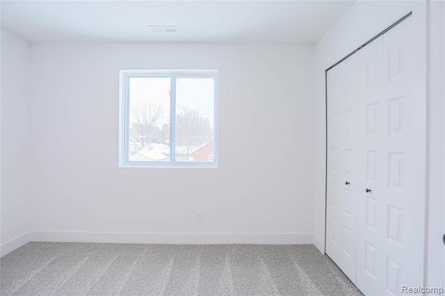 9 Queen Street, Mount Clemens, MI 48043